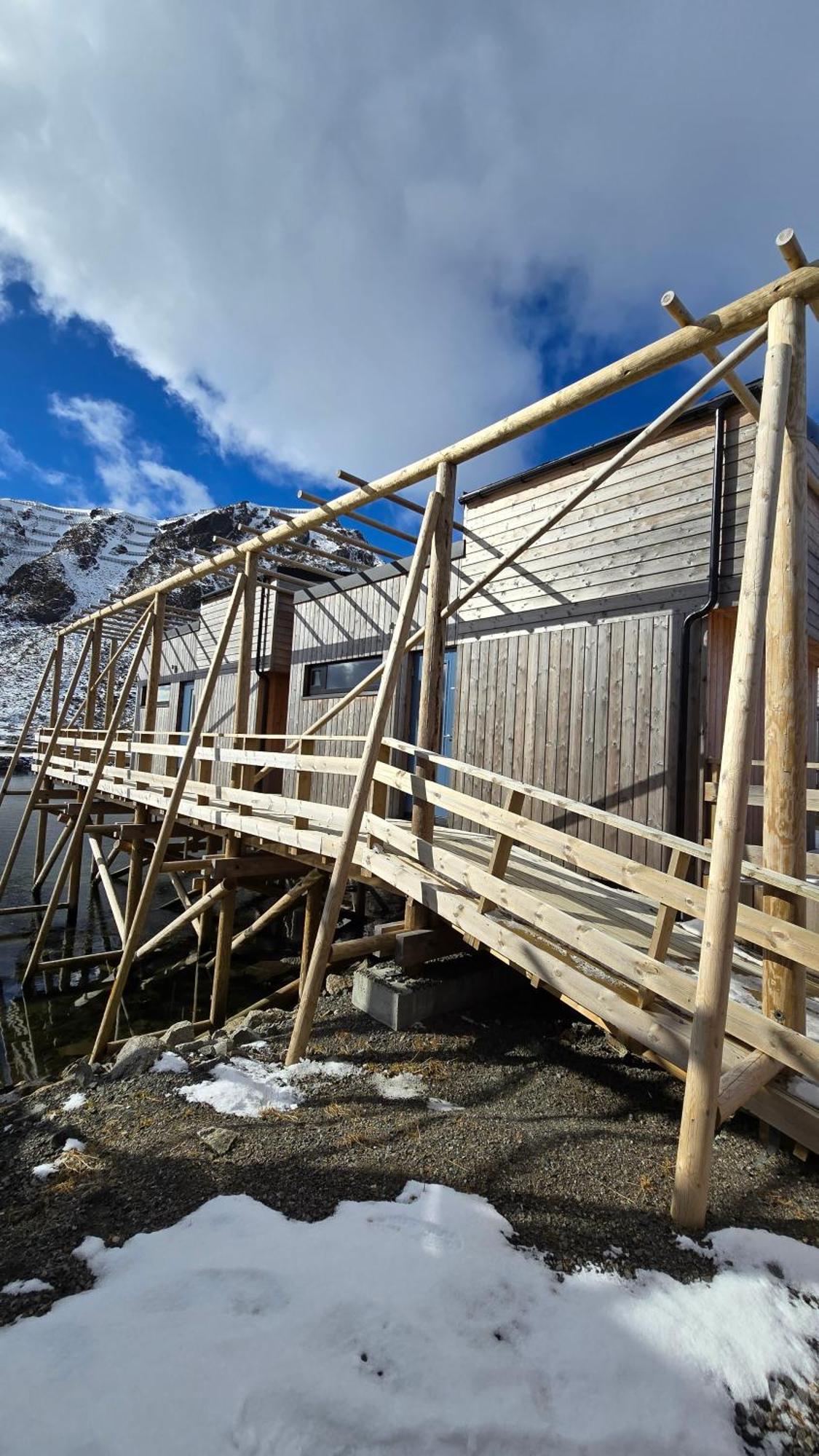 Hemmingodden Lodge Ballstad Exterior photo